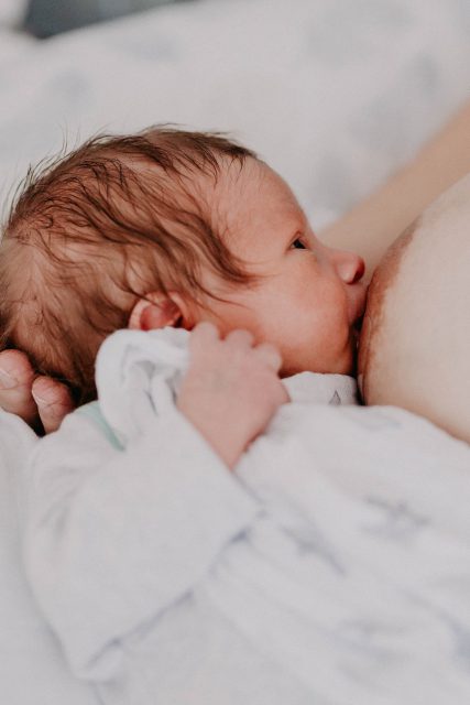 Neugeborenenreportage Newbornshooting Homestory Hattingen
