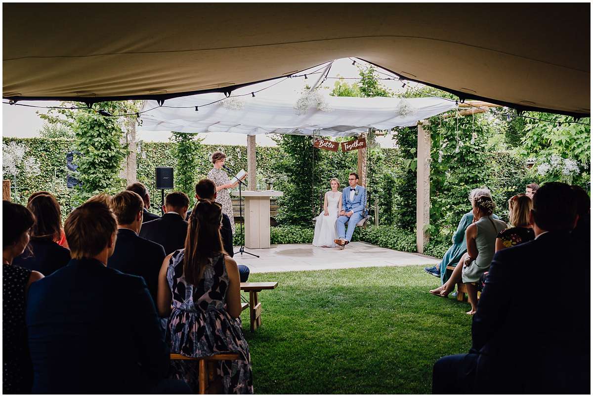 DIY Gartenhochzeit mit freier Trauung im Münsterland - Hochzeit feiern in Zeiten von Corona