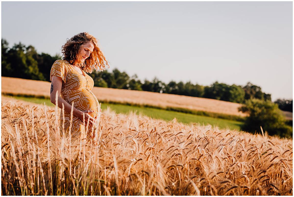 Fotograf Hattingen Babybauchfotos Babybauchshooting Natur Sonnenuntergang