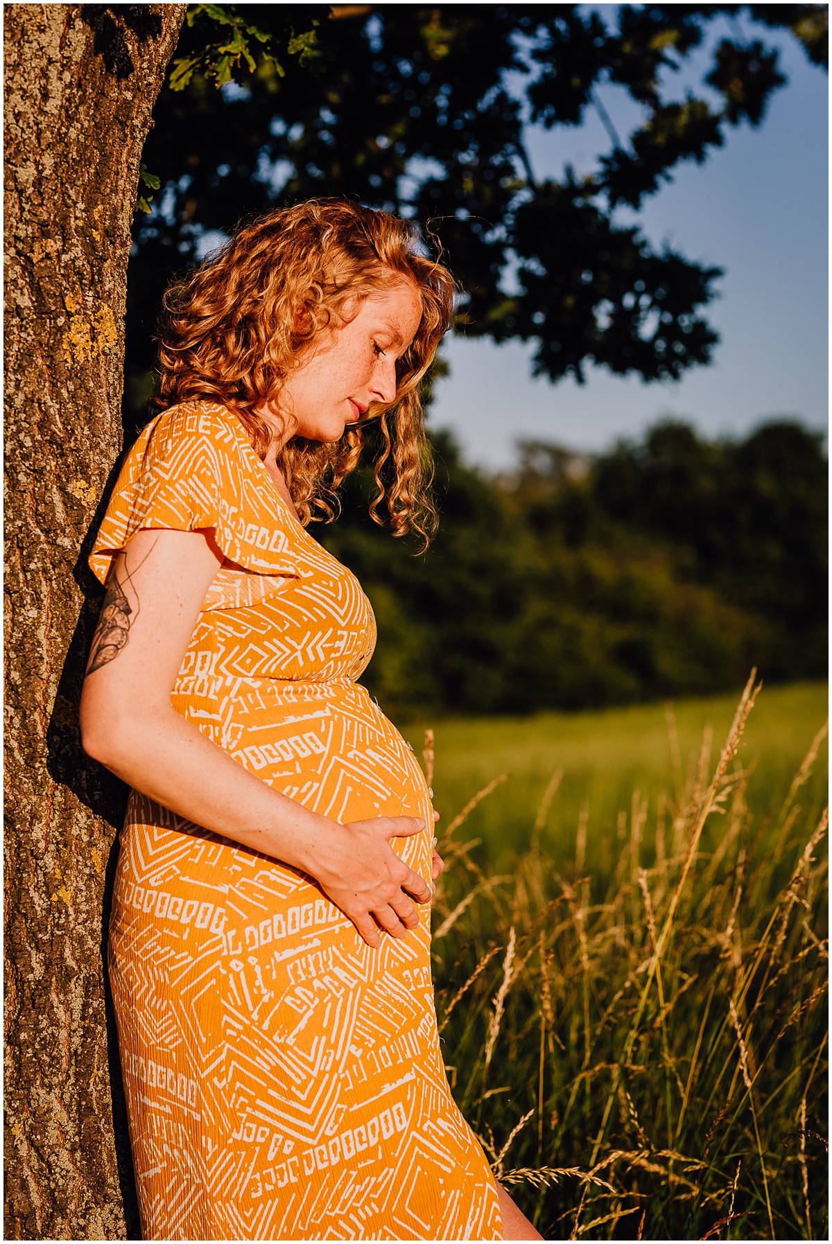 Fotograf Hattingen Babybauchfotos Babybauchshooting Natur Sonnenuntergang