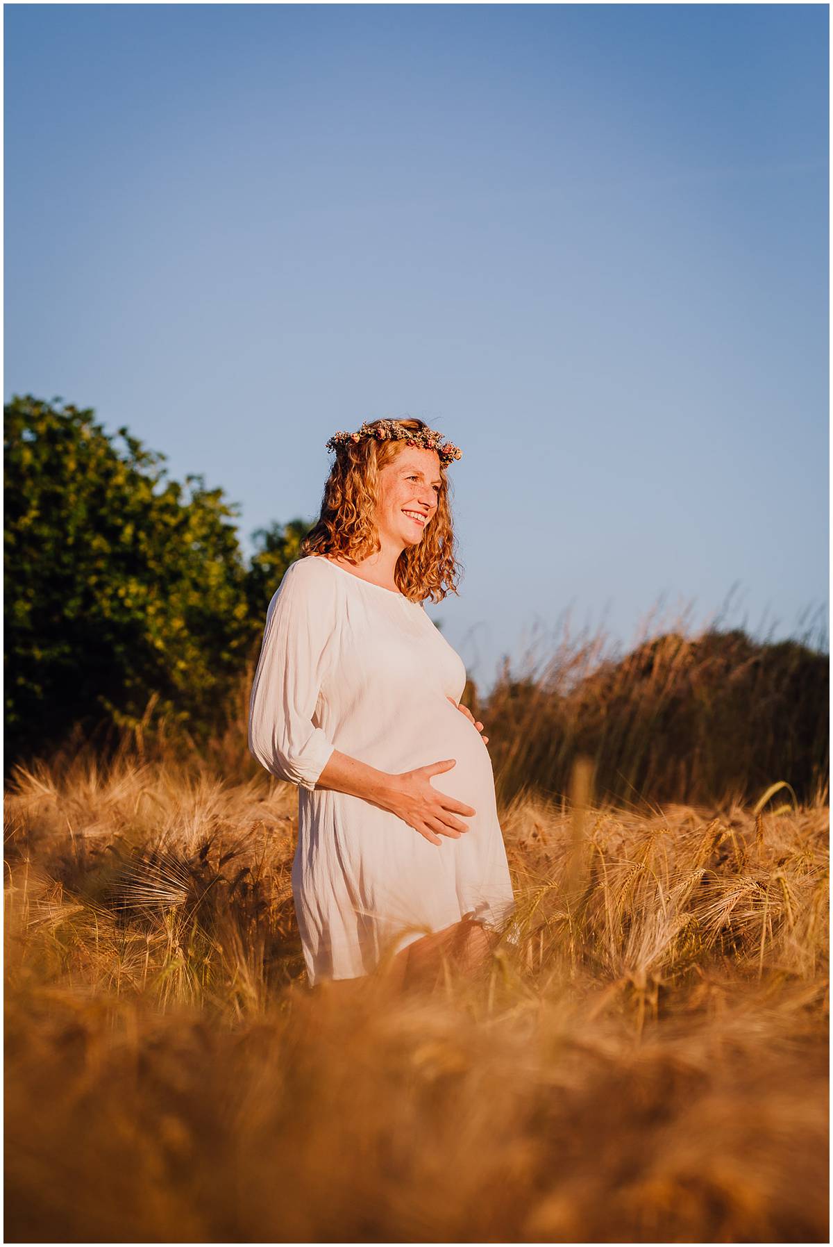 Fotograf Hattingen Babybauchfotos Babybauchshooting Natur Sonnenuntergang