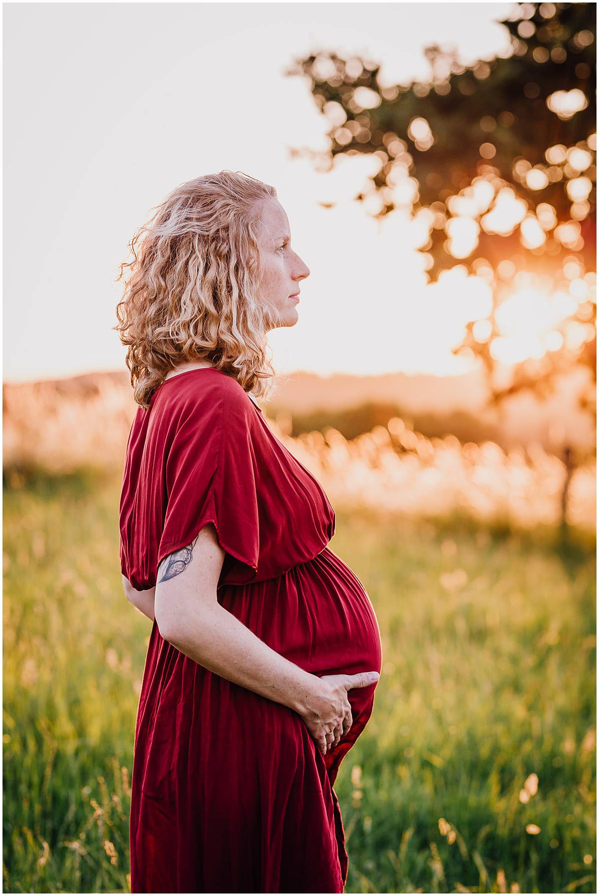 Fotograf Hattingen Babybauchfotos Babybauchshooting Natur Sonnenuntergang