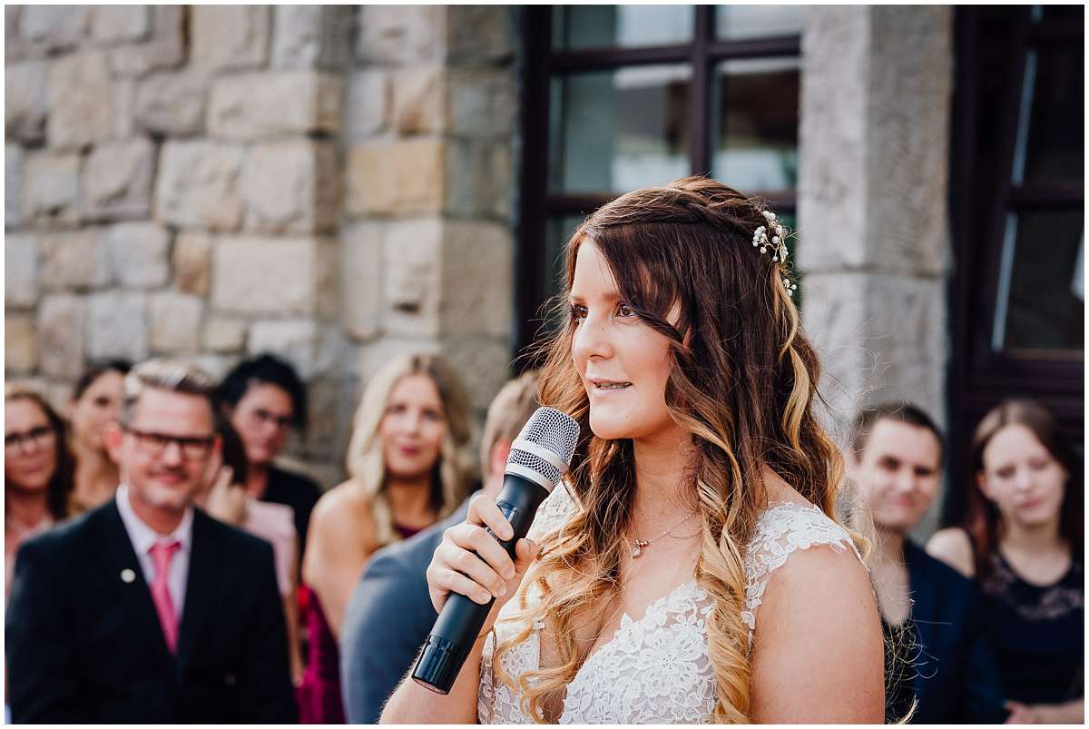 Hochzeitsfotograf Bochum Sommerhochzeit Corona draussen freie Trauung Kemnader See Seeblick Bochum