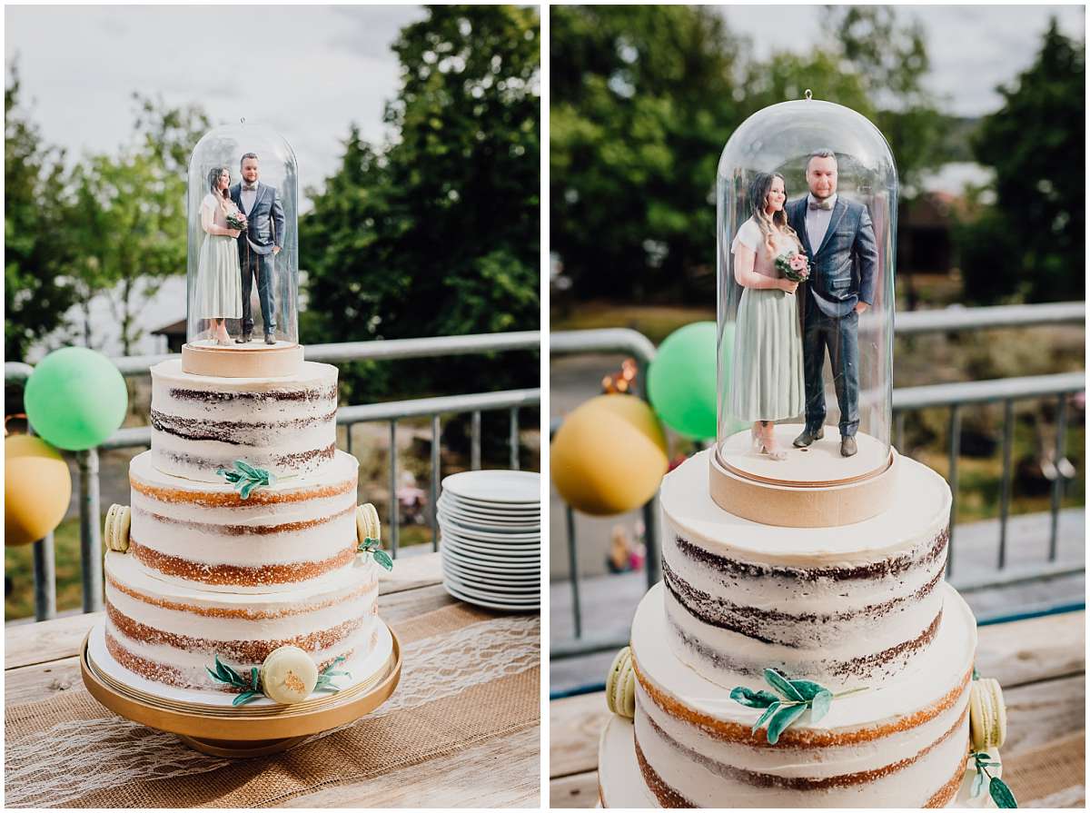 Hochzeitsfotograf Bochum Sommerhochzeit Corona draussen freie Trauung Kemnader See Seeblick Bochum Hochzeitstorte