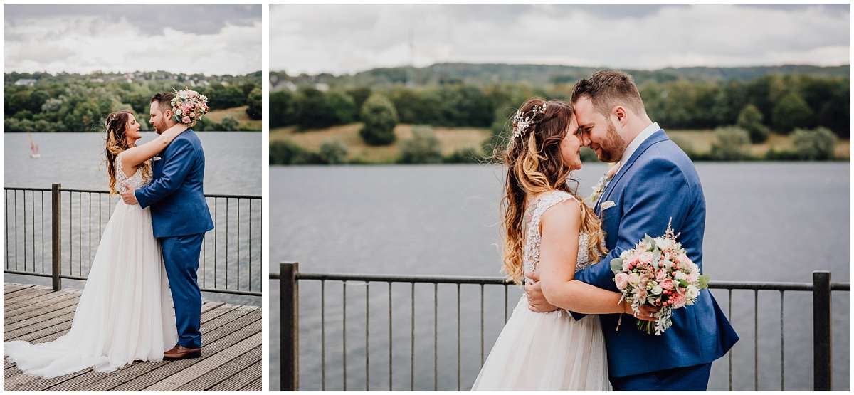 Hochzeitsfotograf Bochum Sommerhochzeit Corona draussen freie Trauung Kemnader See Seeblick Bochum Brautpaarfotos Brautpaarshooting