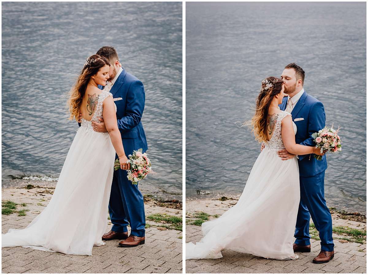 Hochzeitsfotograf Bochum Sommerhochzeit Corona draussen freie Trauung Kemnader See Seeblick Bochum Brautpaarfotos Brautpaarshooting