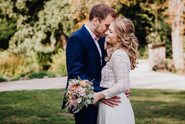 Hochzeit Schloss Borbeck Essen Hochzeitsfotos Brautpaarfotos Brautpaarshooting