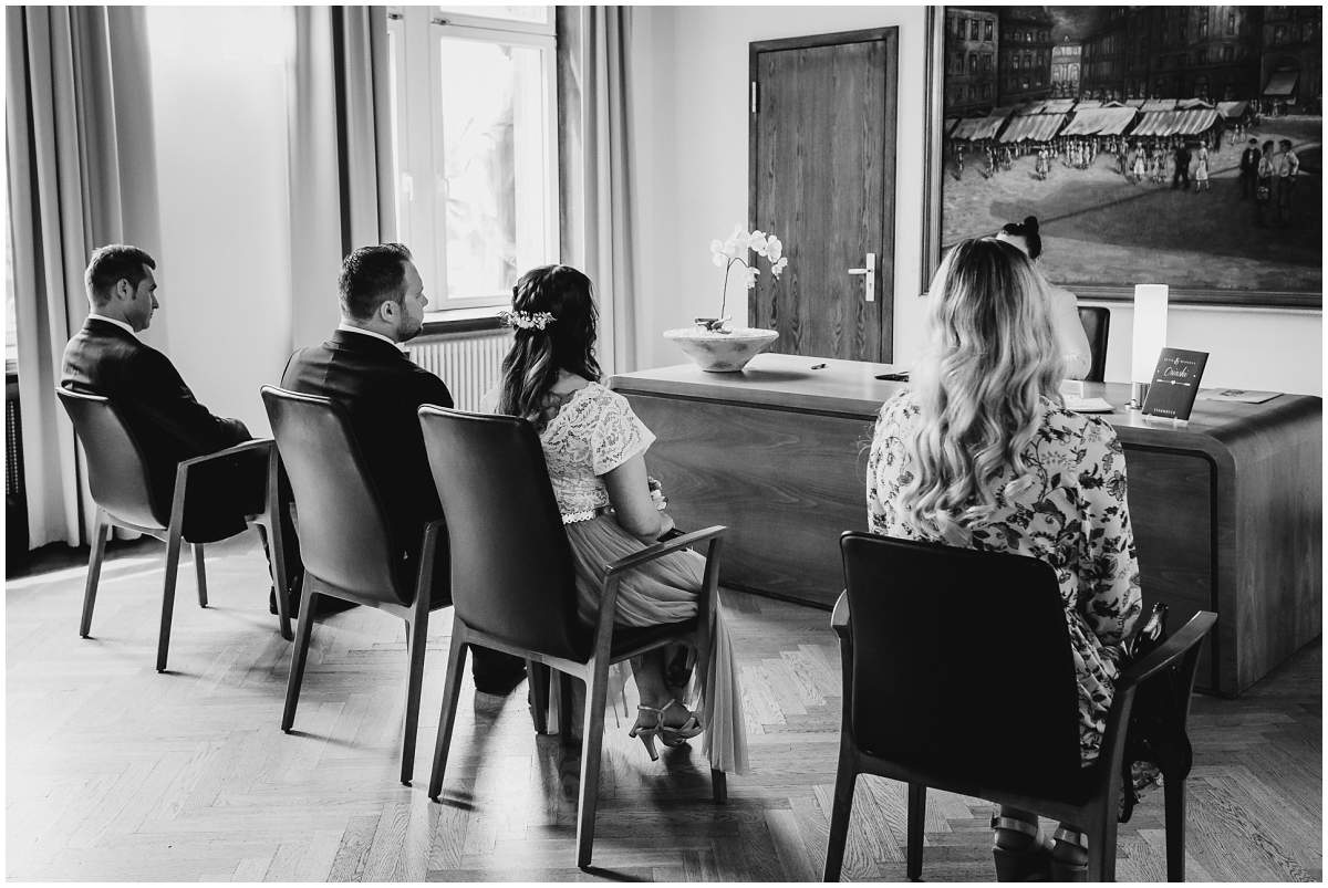 Hochzeitsfotograf Dortmund Hochzeitsreportage Standesamtliche Trauung Altes Stadthaus Dortmund