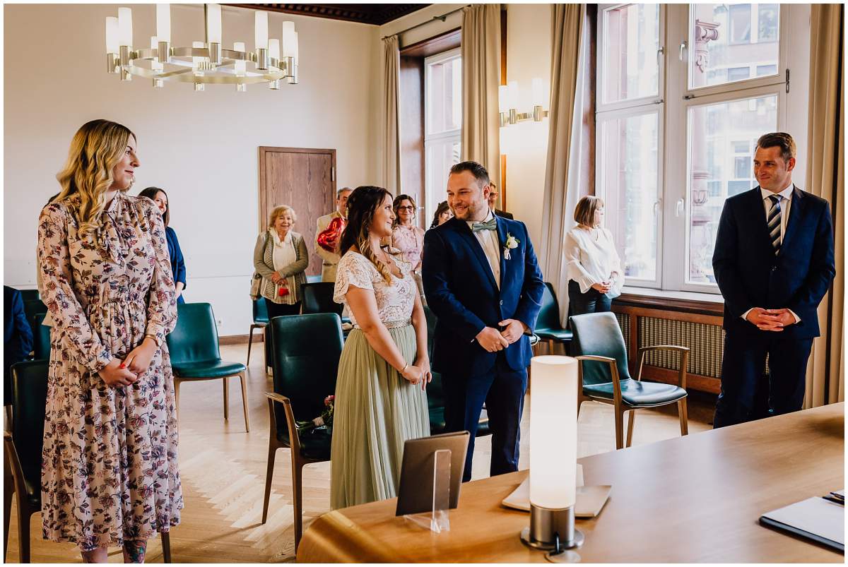 Hochzeitsfotograf Dortmund Hochzeitsreportage Standesamtliche Trauung Altes Stadthaus Dortmund