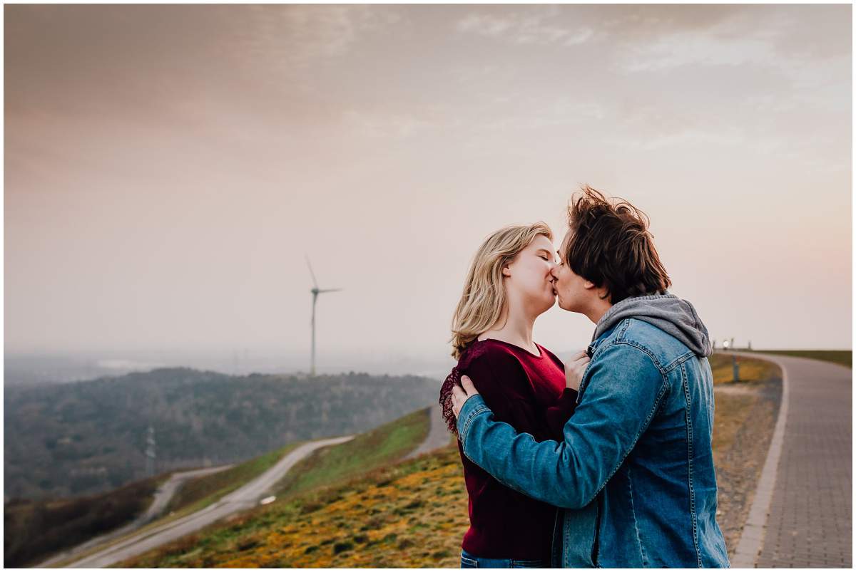 Coupleshoot Engagement Shooting Paarshooting Verlobungsshooting Halde Hoheward Herten Sonnenuntergang