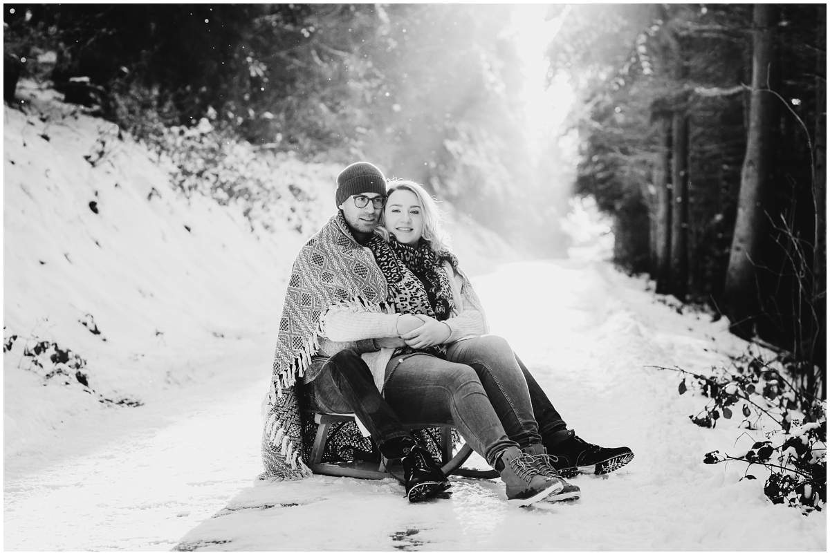 Schneeshooting Paarshooting im Winter in Hattingen Ruhrgebiet