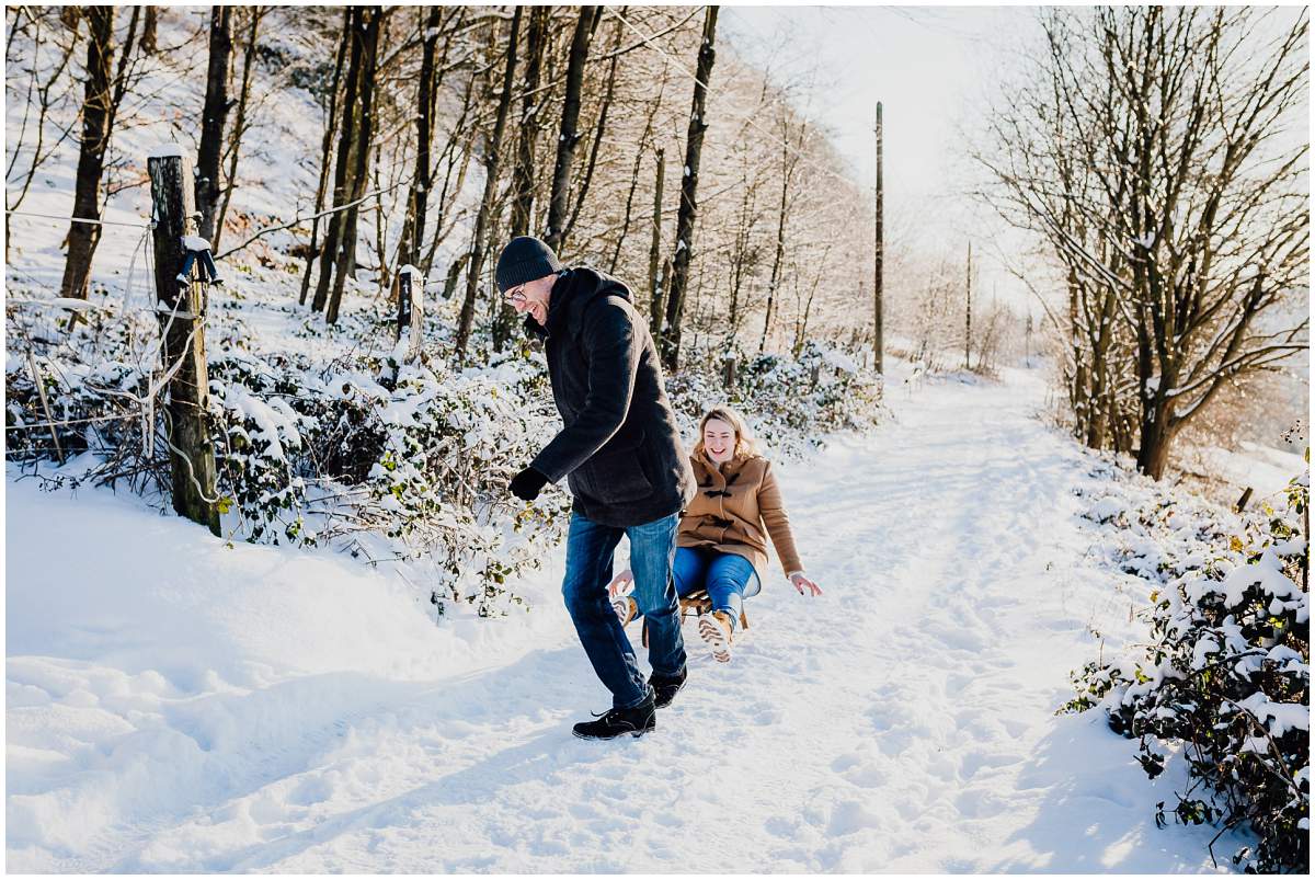 Schneeshooting Paarshooting im Winter in Hattingen Ruhrgebiet