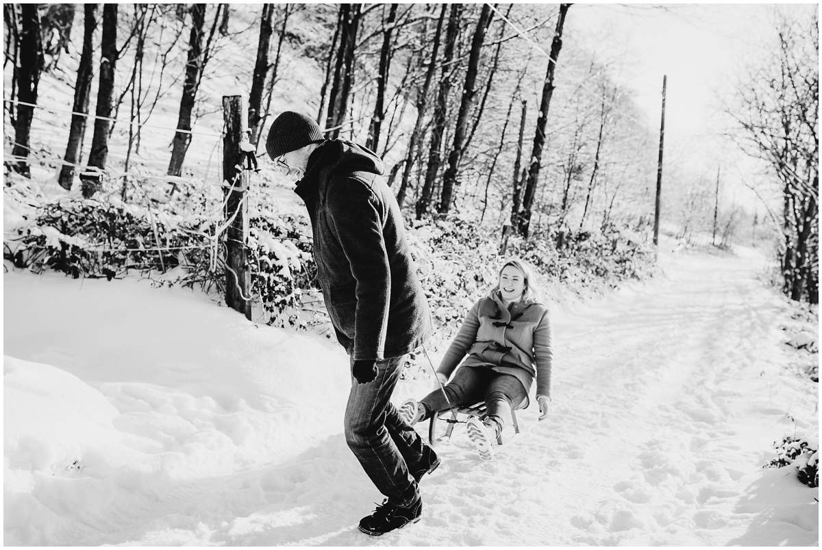 Schneeshooting Paarshooting im Winter in Hattingen Ruhrgebiet