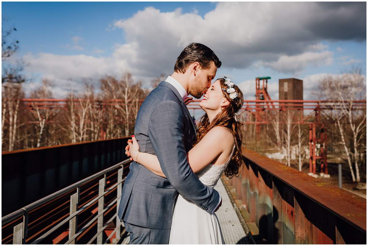 Standesamtliche Hochzeit im Rathaus Essen-Kray & Paarshooting auf Zeche Zollverein