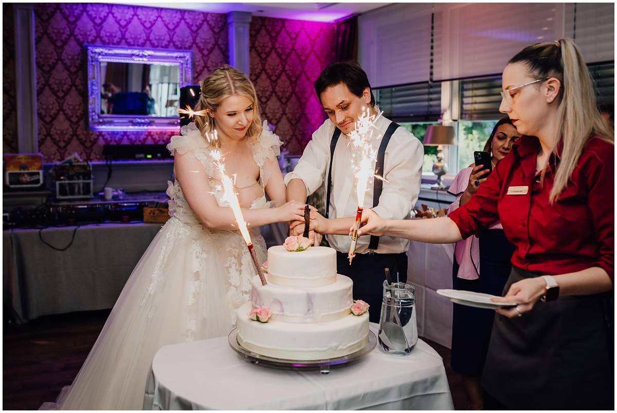 Hochzeitstorte auf der Feier im Sengelmannshof in Essen