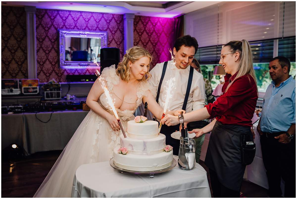 Hochzeitstorte auf der Feier im Sengelmannshof in Essen