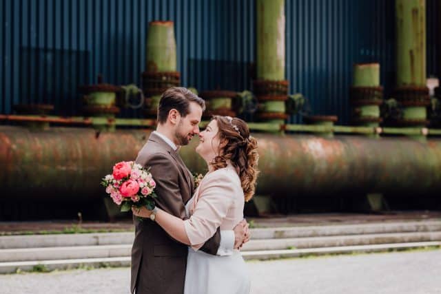 Hochzeitsfotograf Bochum, Brautpaarfotos an der Jahrhunderthalle in Bochum