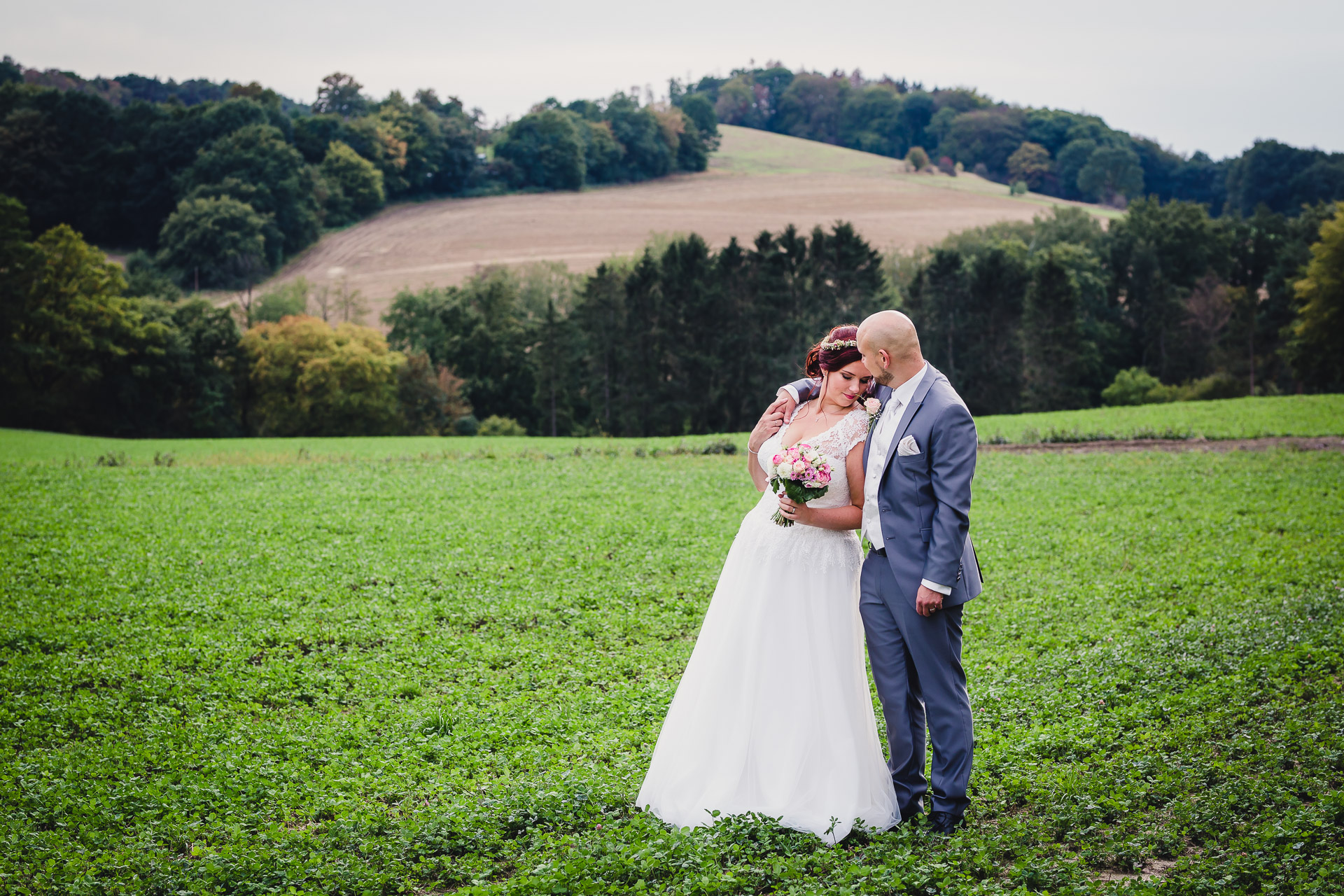 Hochzeitsfotograf Witten Brautpaarbilder am Schloss Steinhausen in Witten